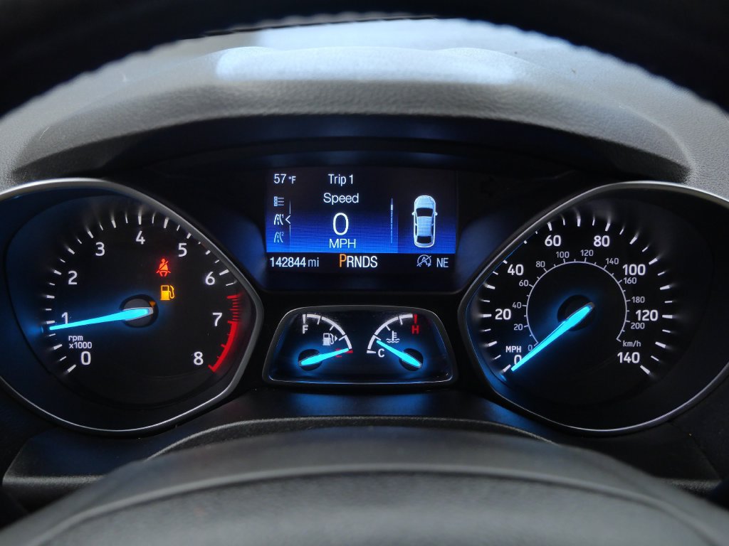 Used 2017 Ford Escape Titanium AWD/4WD image 21