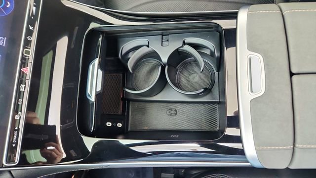 Used 2022 Mercedes-Benz EQS 450+ Sedan image 49