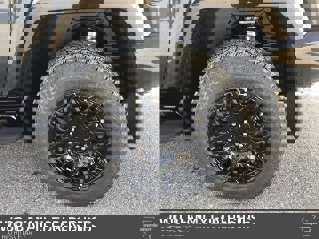 New 2025 GMC Hummer EV 3X w/ LPO, Dark Essentials Package image 11