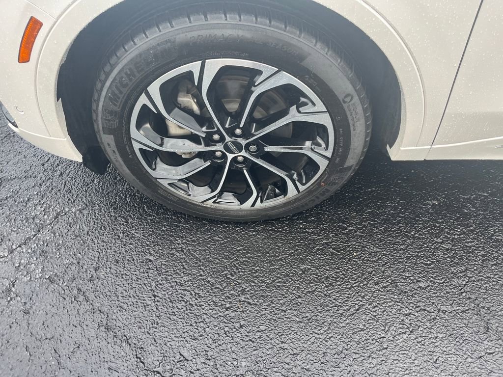 Used 2024 Lincoln Nautilus Reserve w/ Equipment Group 202A image 38