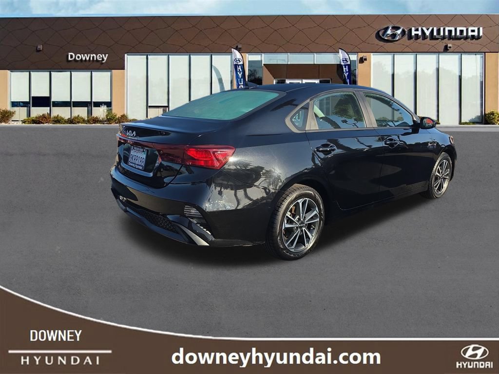 Used 2024 Kia Forte LXS FWD image 5