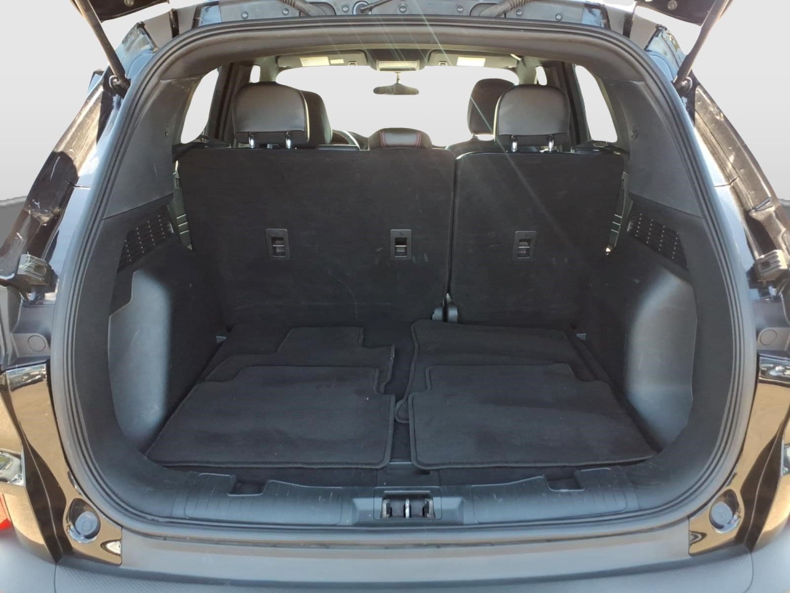 Used 2025 Ford Escape ST-Line AWD/4WD image 25