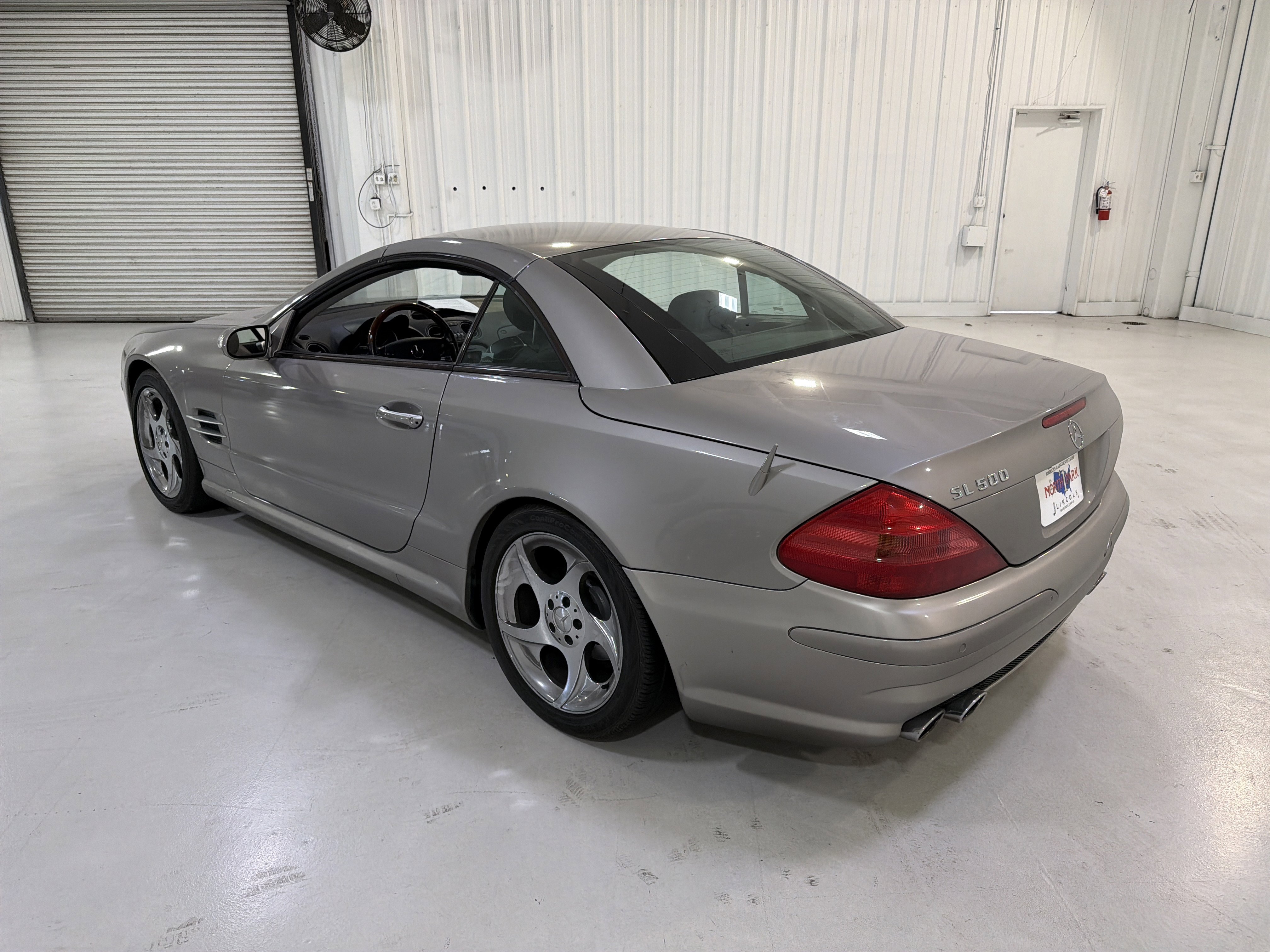 Used 2005 Mercedes-Benz SL 500 image 3