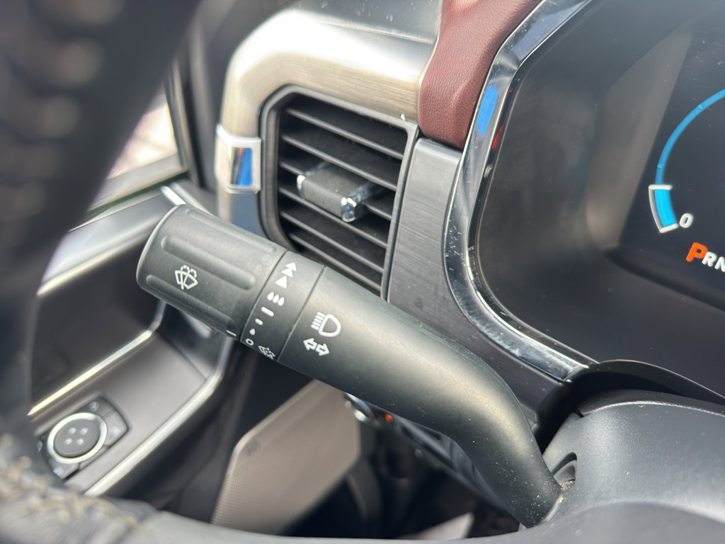 Used 2023 Ford F150 Lariat image 23