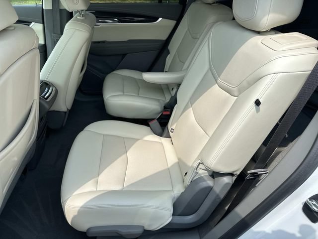 Used 2023 Cadillac XT6 Premium Luxury AWD/4WD image 11