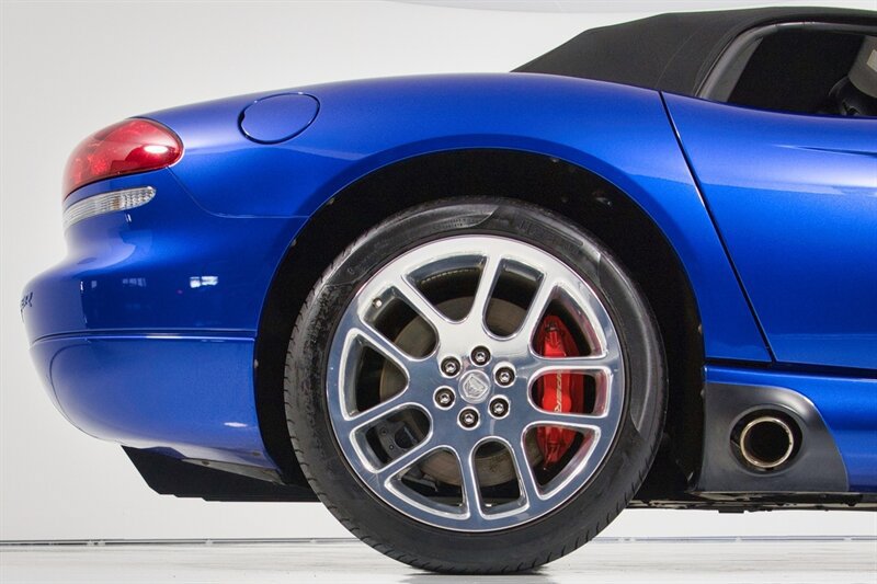 Used 2006 Dodge Viper SRT-10 RWD image 14