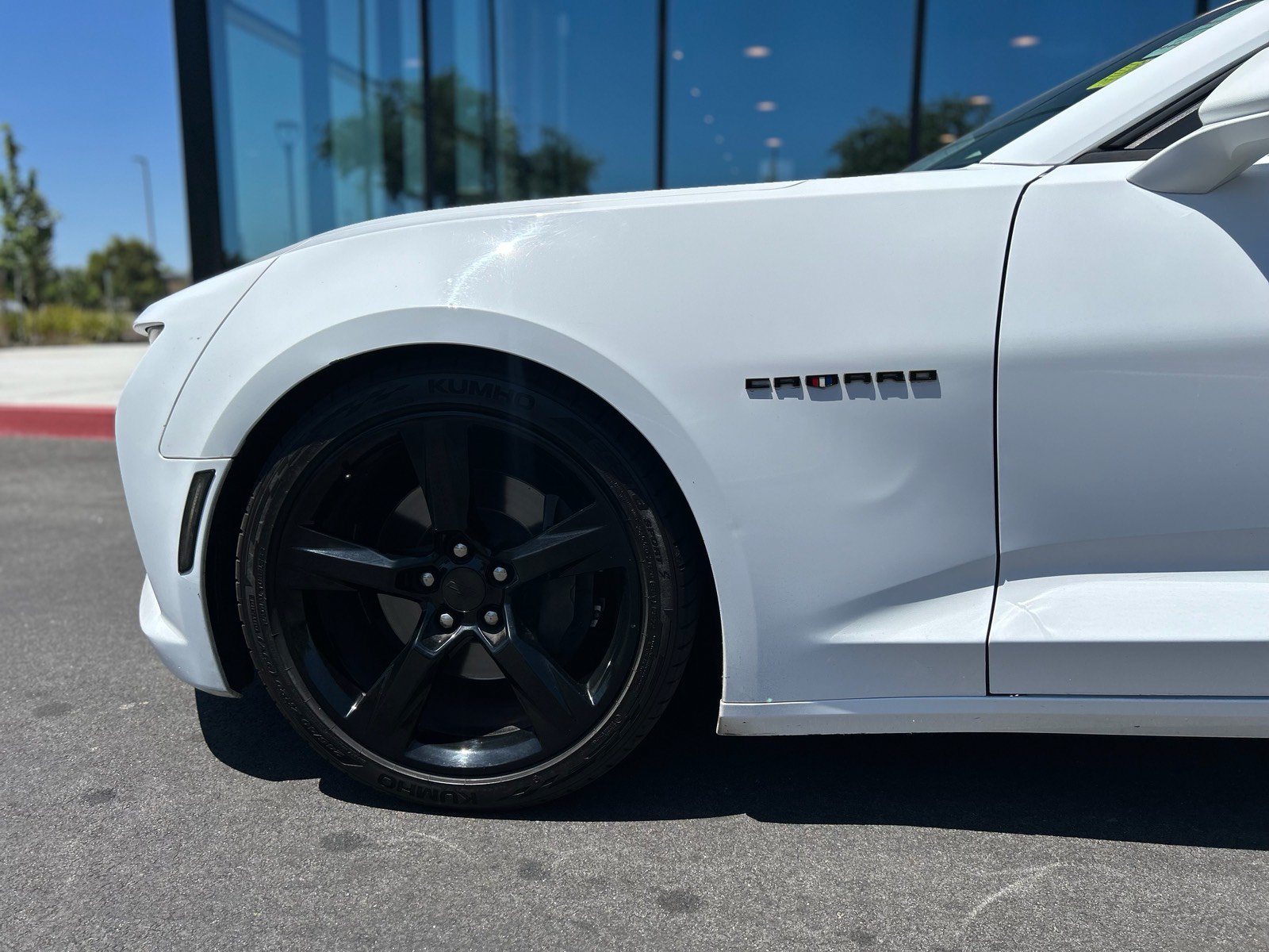 Used 2018 Chevrolet Camaro SS RWD image 12