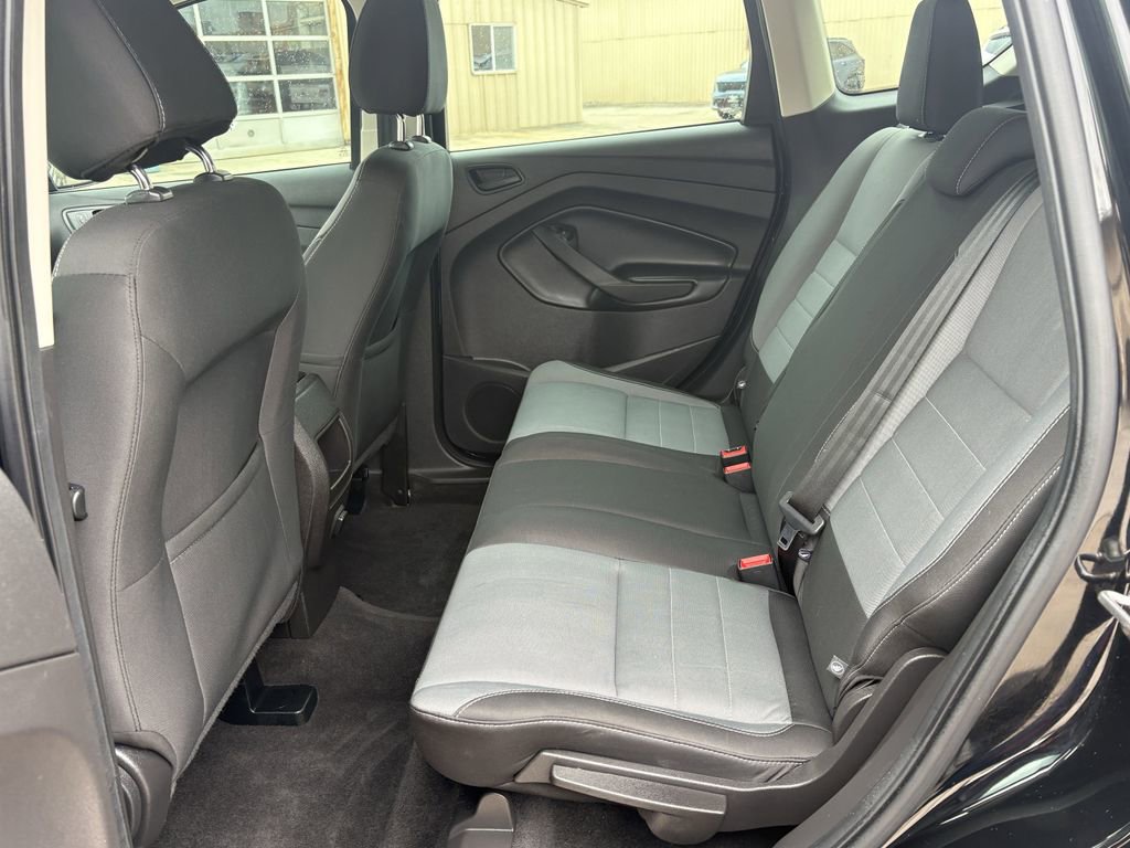 Used 2017 Ford Escape S FWD image 22