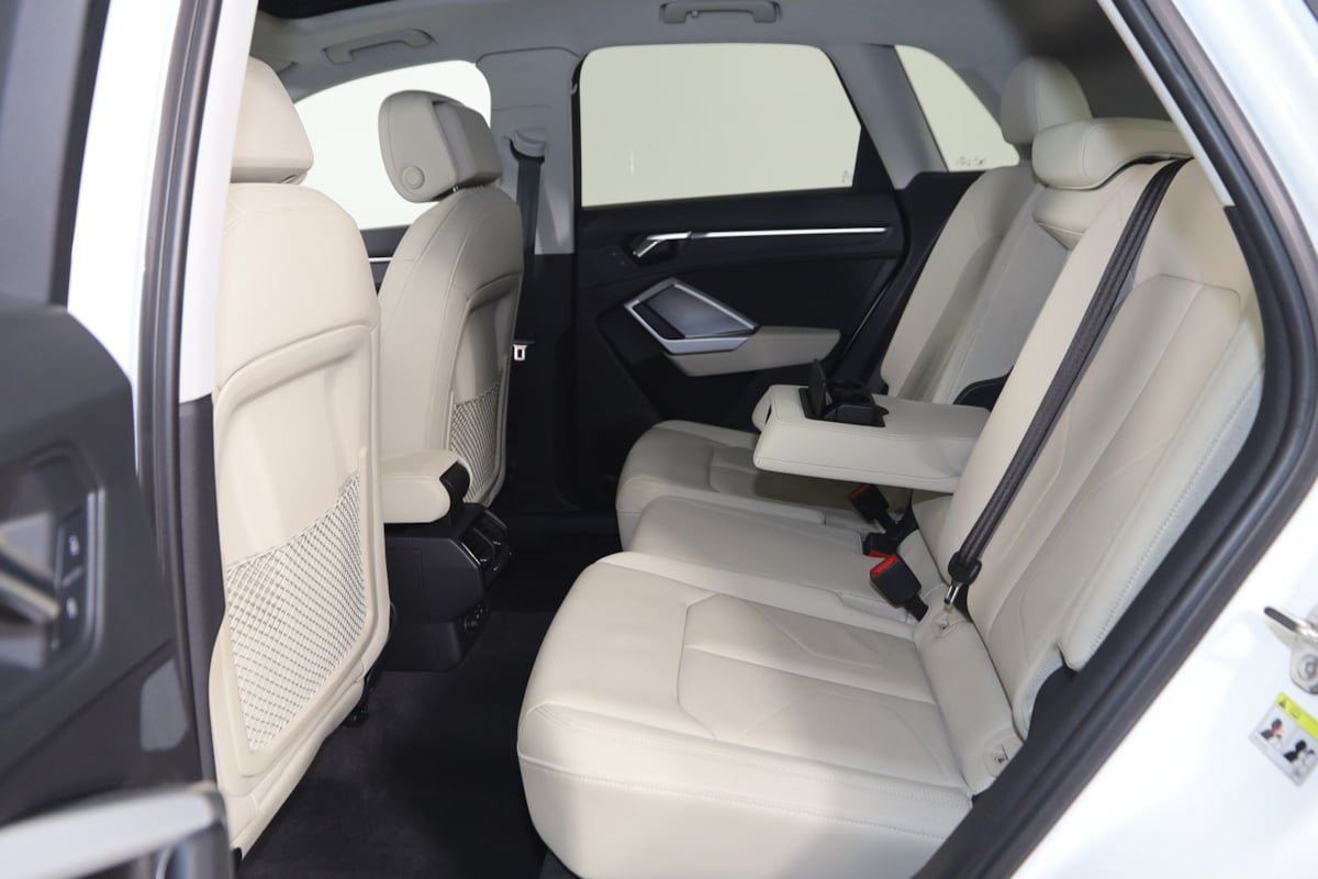 Used 2019 Audi Q3 2.0T Premium w/ Convenience Package AWD/4WD image 45