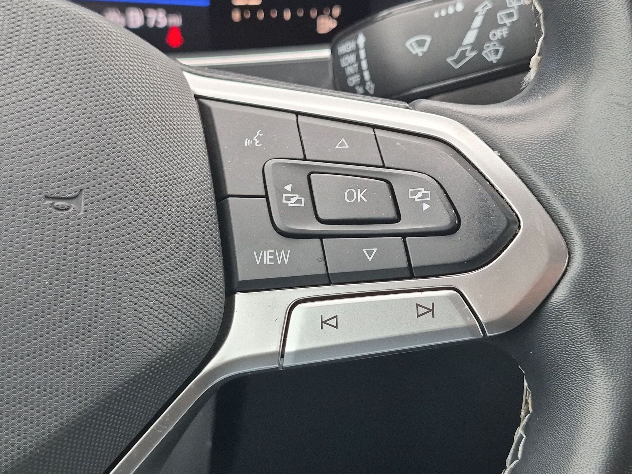 Used 2022 Volkswagen Tiguan S FWD image 18