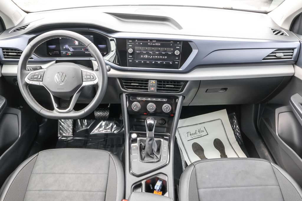 Used 2023 Volkswagen Taos SE w/ Black Wheel Package FWD image 31