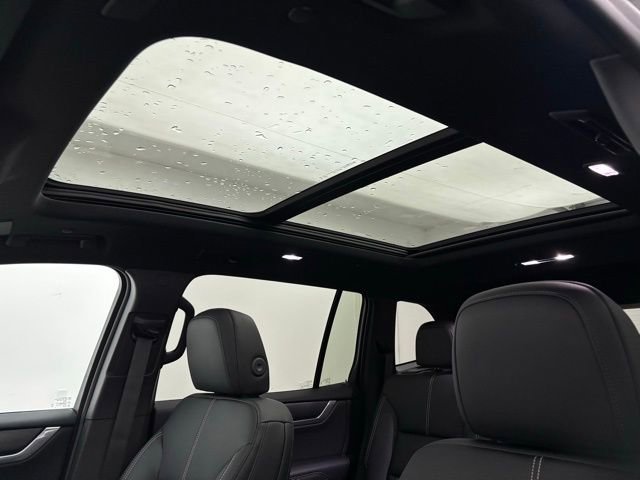 New 2026 GMC Acadia Elevation w/ Elevation Premium Package image 4