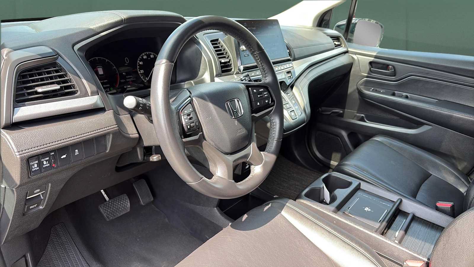 Used 2025 Honda Odyssey EX-L image 27