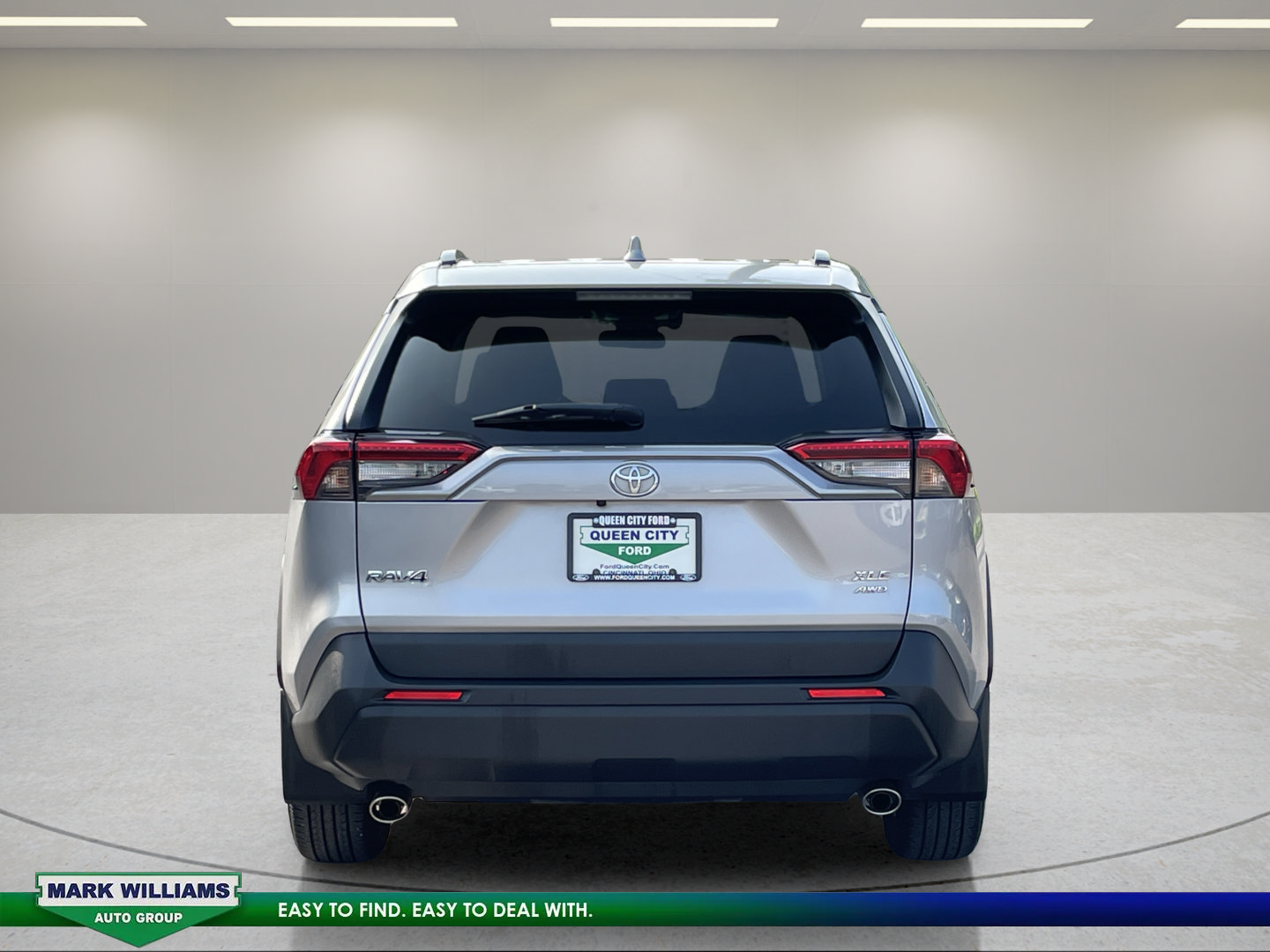 Used 2024 Toyota RAV4 XLE w/ Convenience Package AWD/4WD image 8