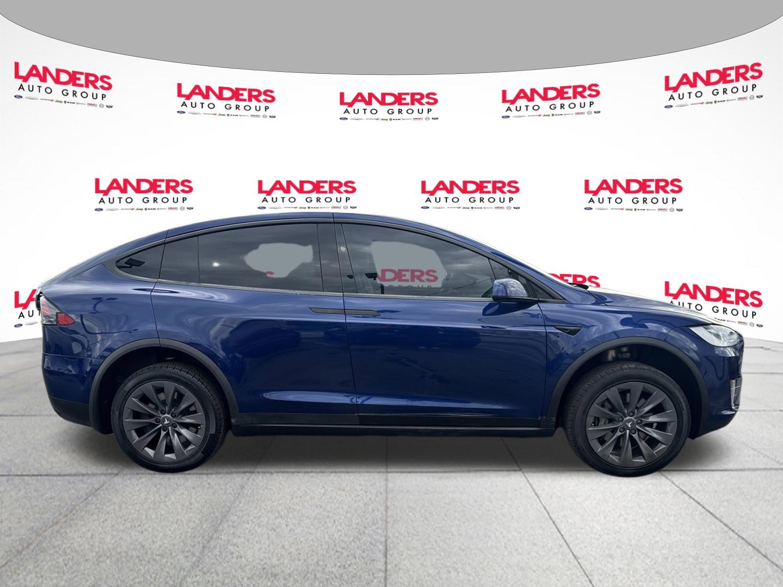 Used 2019 Tesla Model X 75D image 2