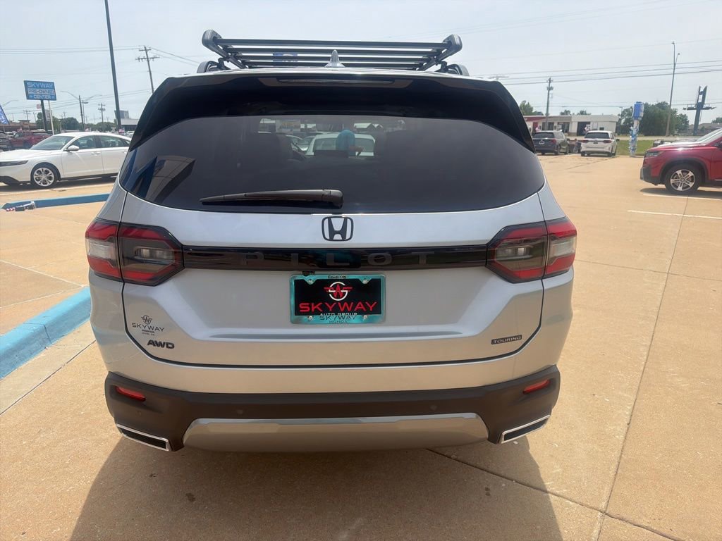New 2026 Honda Pilot Touring image 28