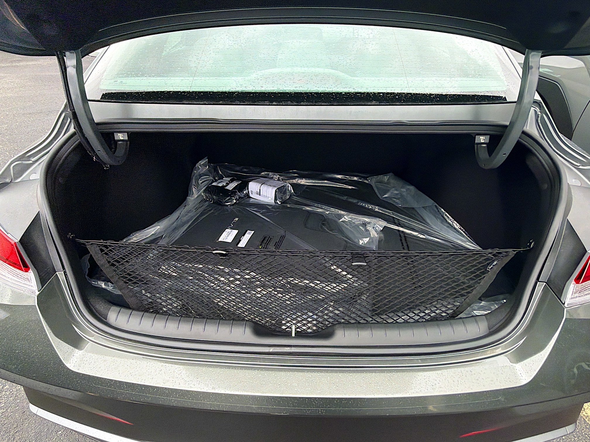 New 2026 Hyundai Elantra Sport w/ Cargo Package FWD image 18