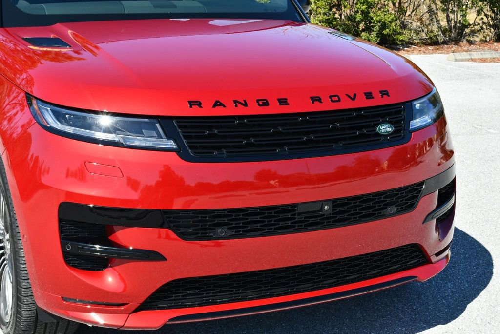 Used 2024 Land Rover Range Rover Sport Dynamic SE image 36