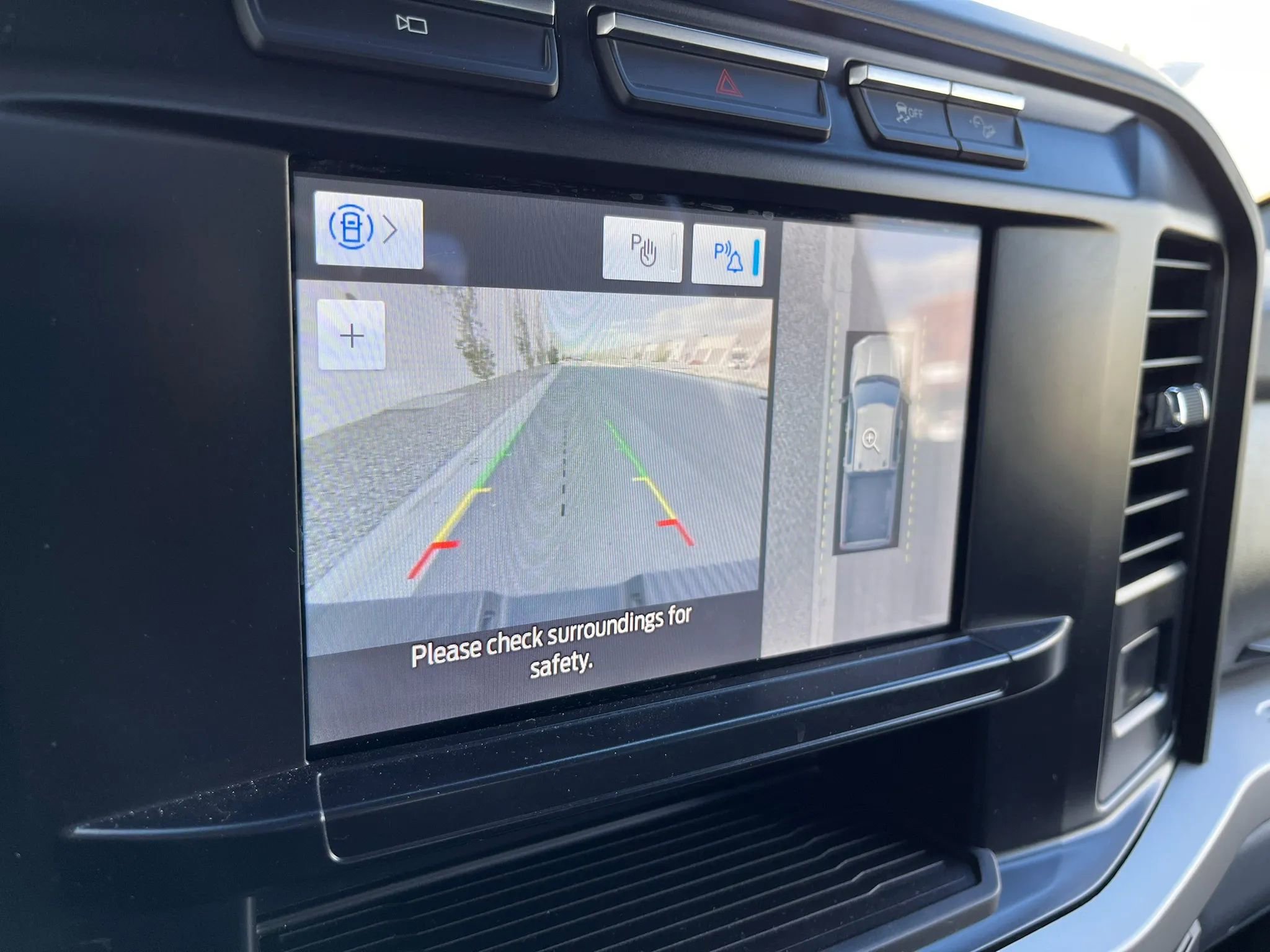 Used 2023 Ford F350 XLT w/ 360-Degree Camera Package image 36