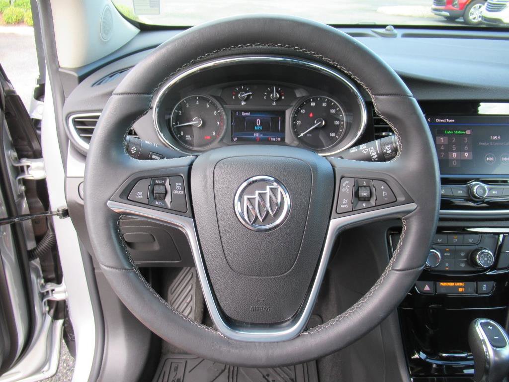 Used 2022 Buick Encore Preferred image 16