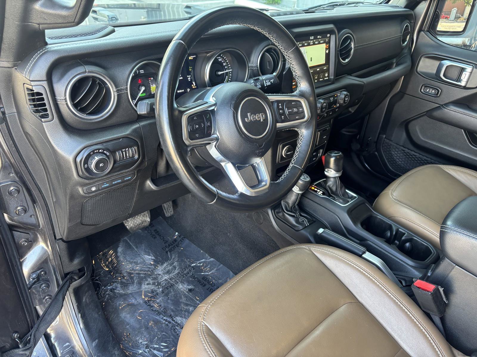 Used 2021 Jeep Wrangler Unlimited Sahara w/ Safety Group image 11