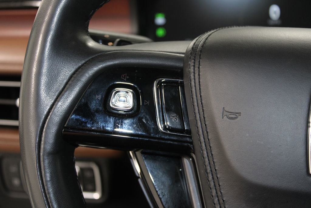 Used 2022 Lincoln Aviator Grand Touring w/ Equipment Group 301A image 40