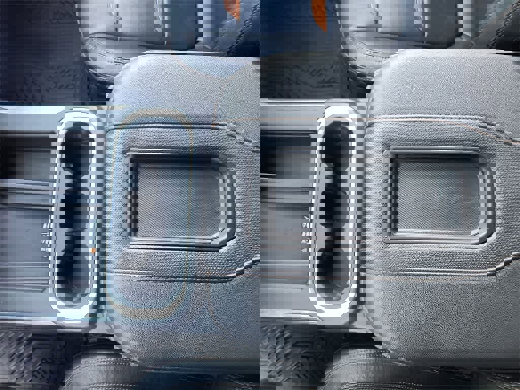 Used 2022 GMC Sierra 2500 AT4 w/ AT4 Premium Plus Package image 21