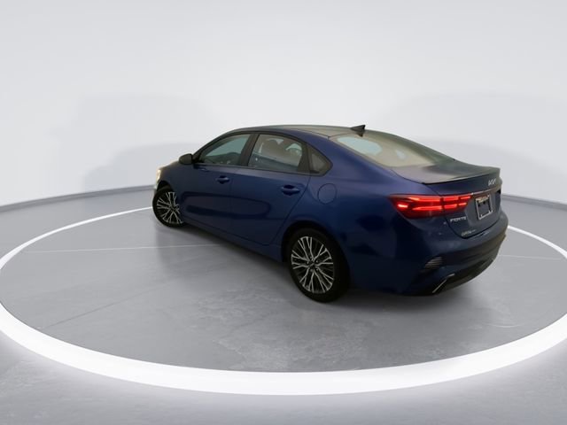 Used 2024 Kia Forte GT-Line image 2