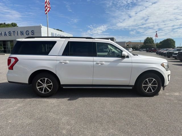 Used 2018 Ford Expedition Max XLT w/ Equipment Group 202A AWD/4WD image 7