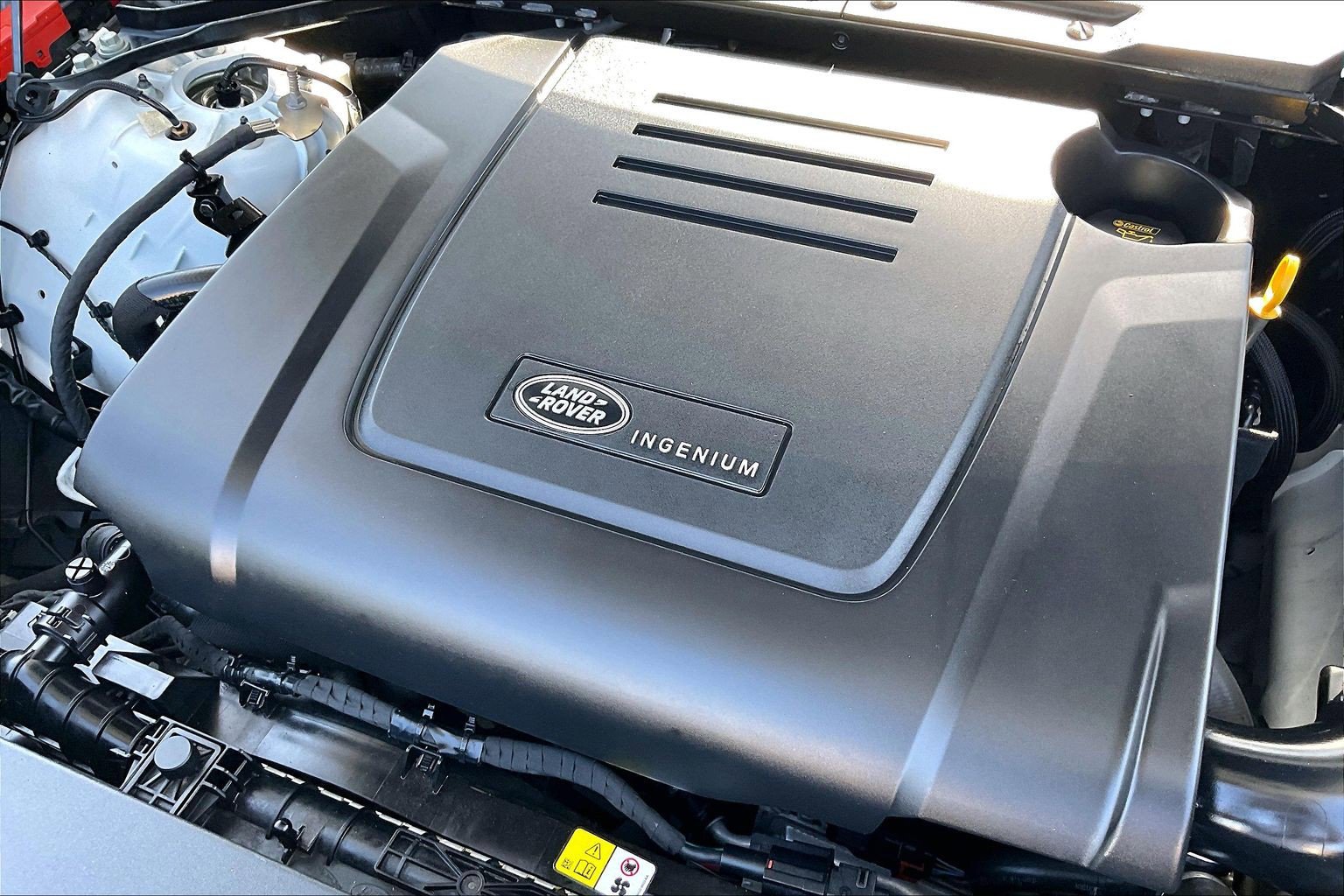 Certified 2023 Land Rover Defender 110 S AWD/4WD image 28