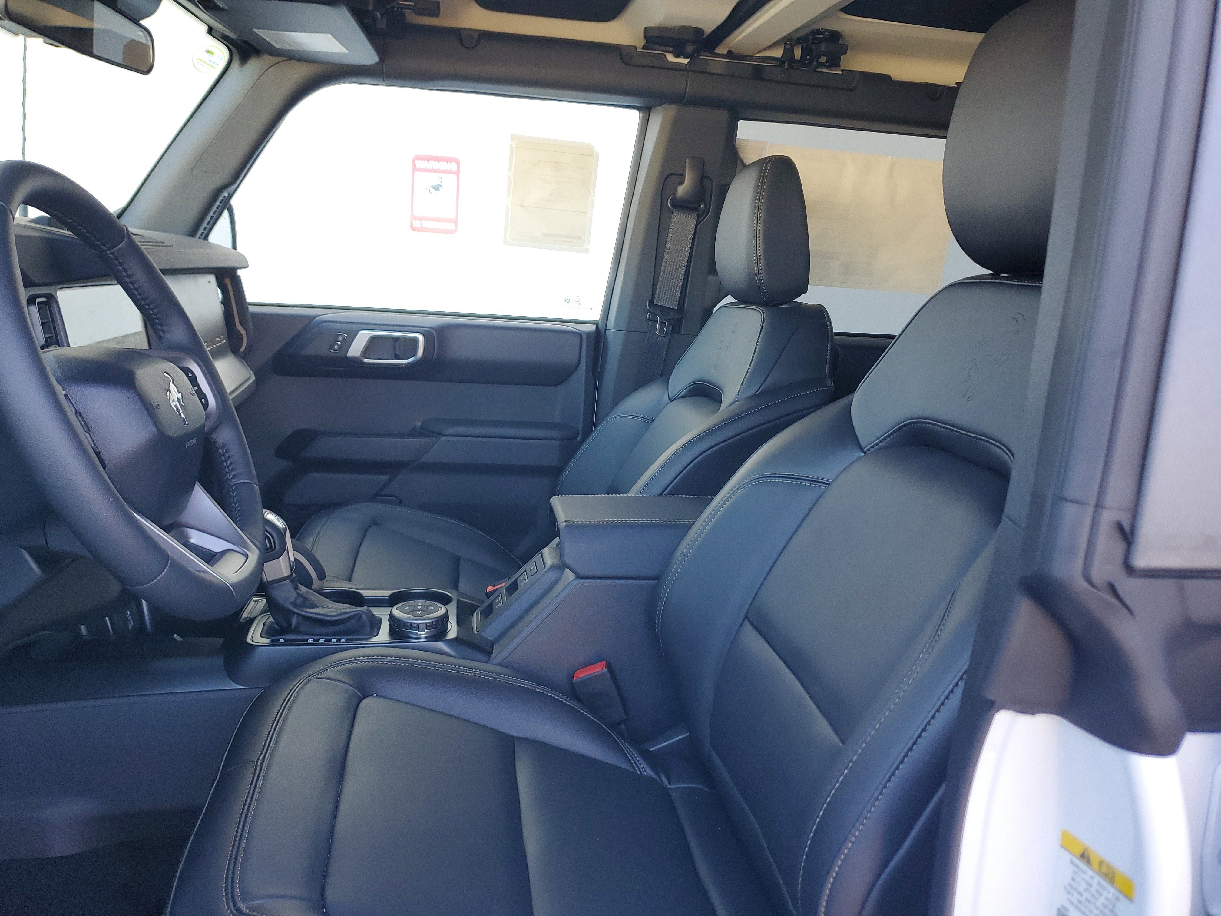 New 2025 Ford Bronco Badlands image 10