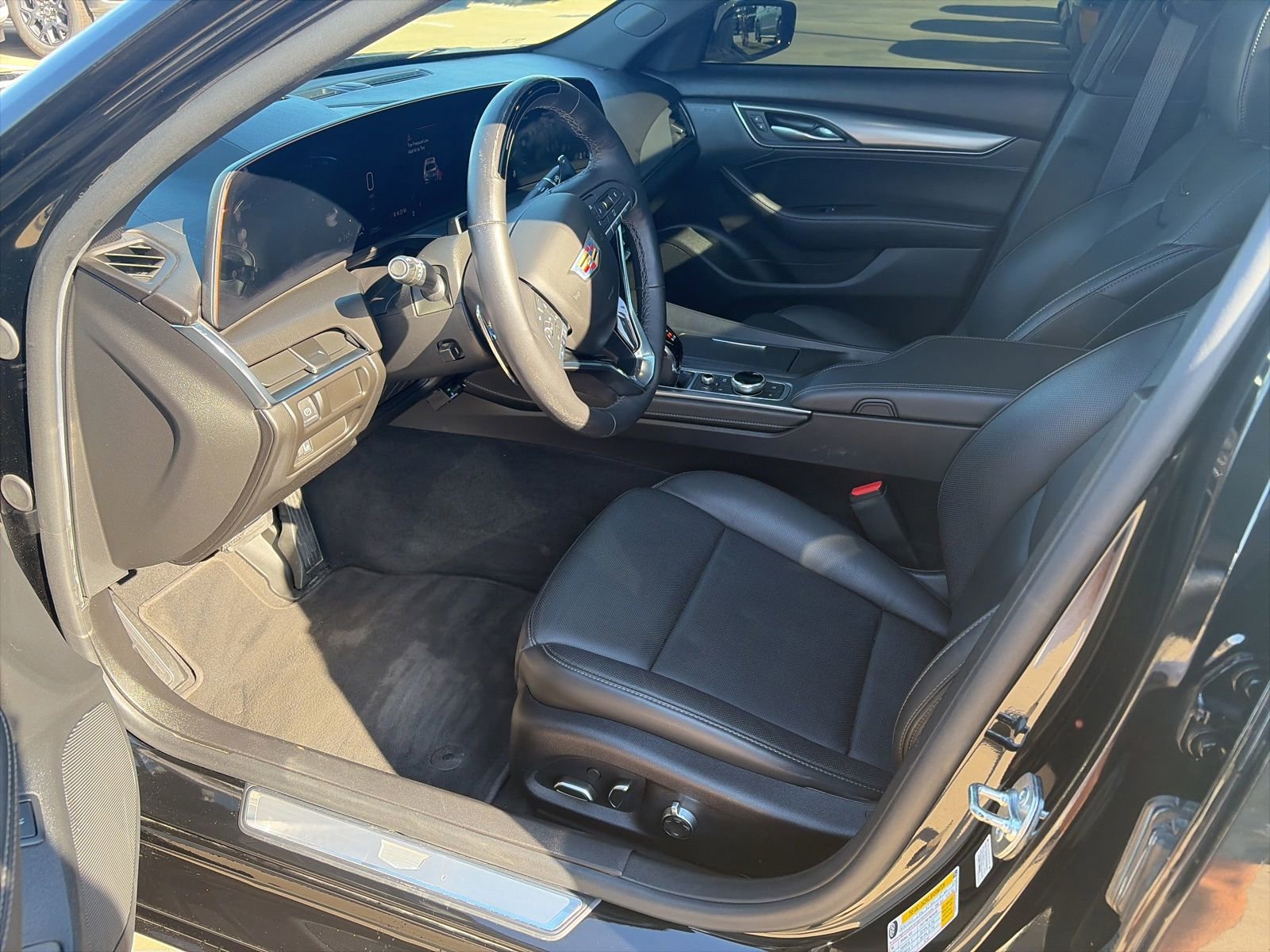 Used 2025 Cadillac CT5 Premium Luxury RWD image 12