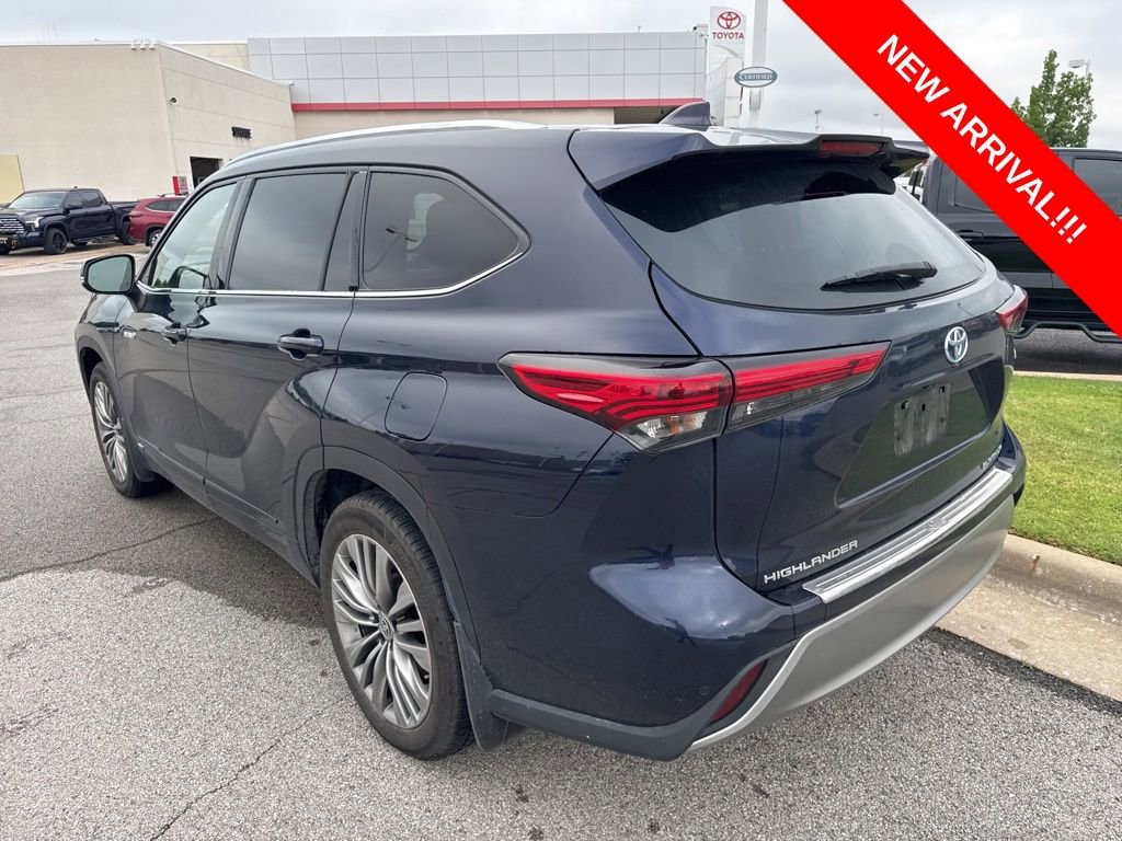 Used 2021 Toyota Highlander Platinum AWD/4WD image 6