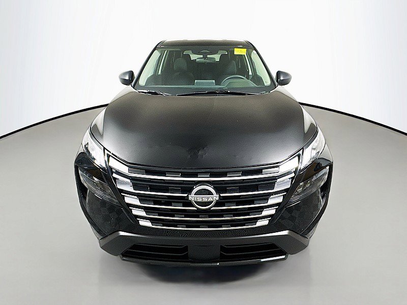 New 2026 Nissan Rogue S image 2
