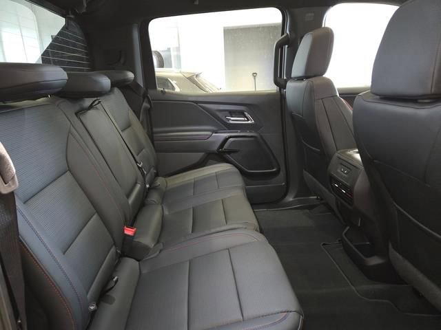 New 2025 Chevrolet Silverado EV RST image 19