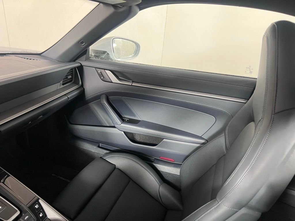 Certified 2026 Porsche 911 Carrera image 28