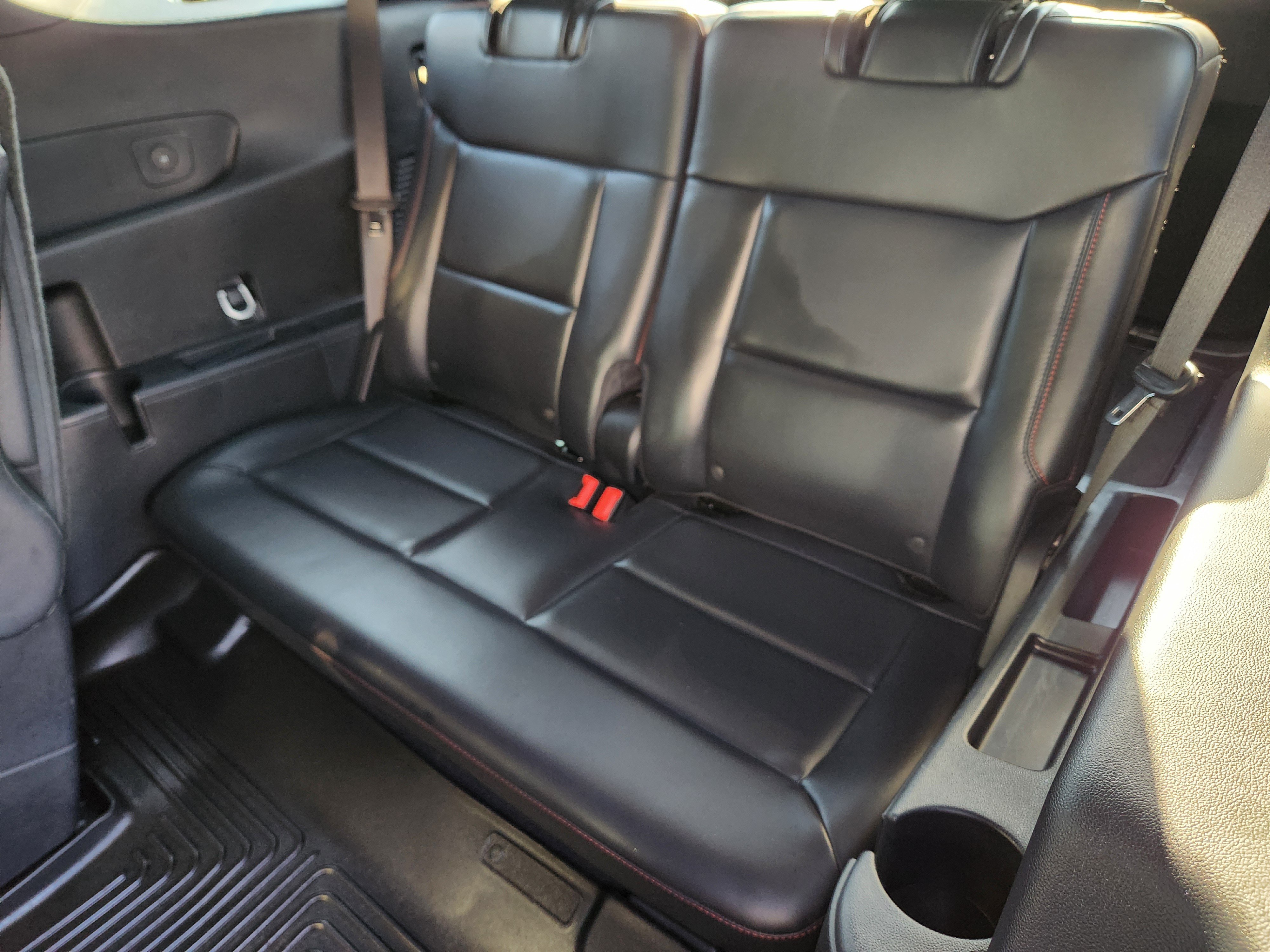 Used 2025 Ford Explorer ST AWD/4WD image 23