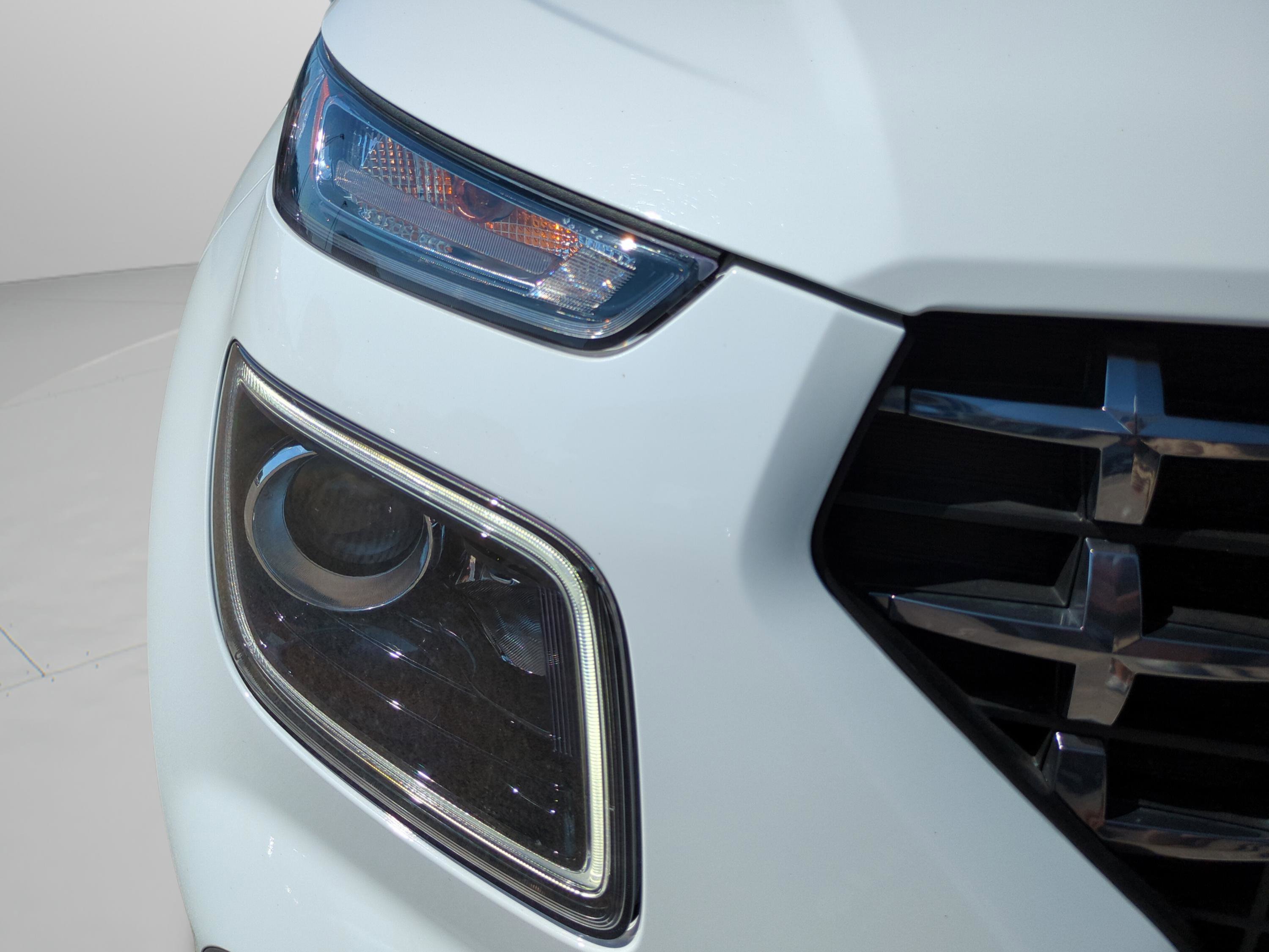 Certified 2024 Hyundai Venue Limited image 9