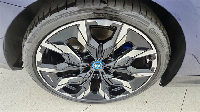 Used 2025 BMW i5 eDrive40i w/ M Sport Package image 56