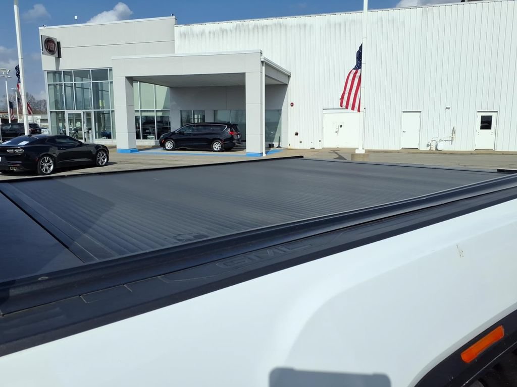 Used 2024 GMC Sierra 2500 Pro w/ Convenience Package AWD/4WD image 17