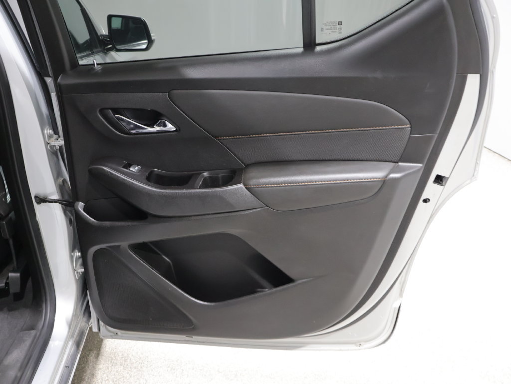 Used 2020 Chevrolet Traverse Premier AWD/4WD image 21