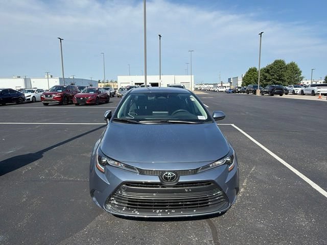 Used 2026 Toyota Corolla LE FWD image 8