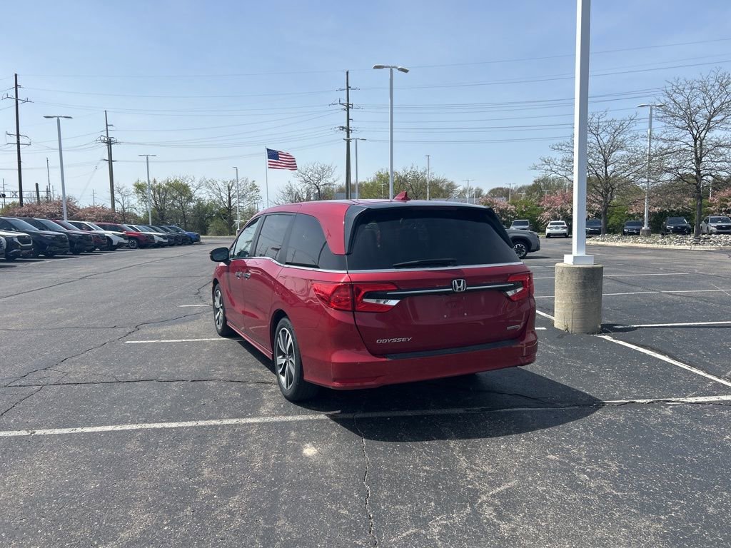Used 2023 Honda Odyssey Touring image 3
