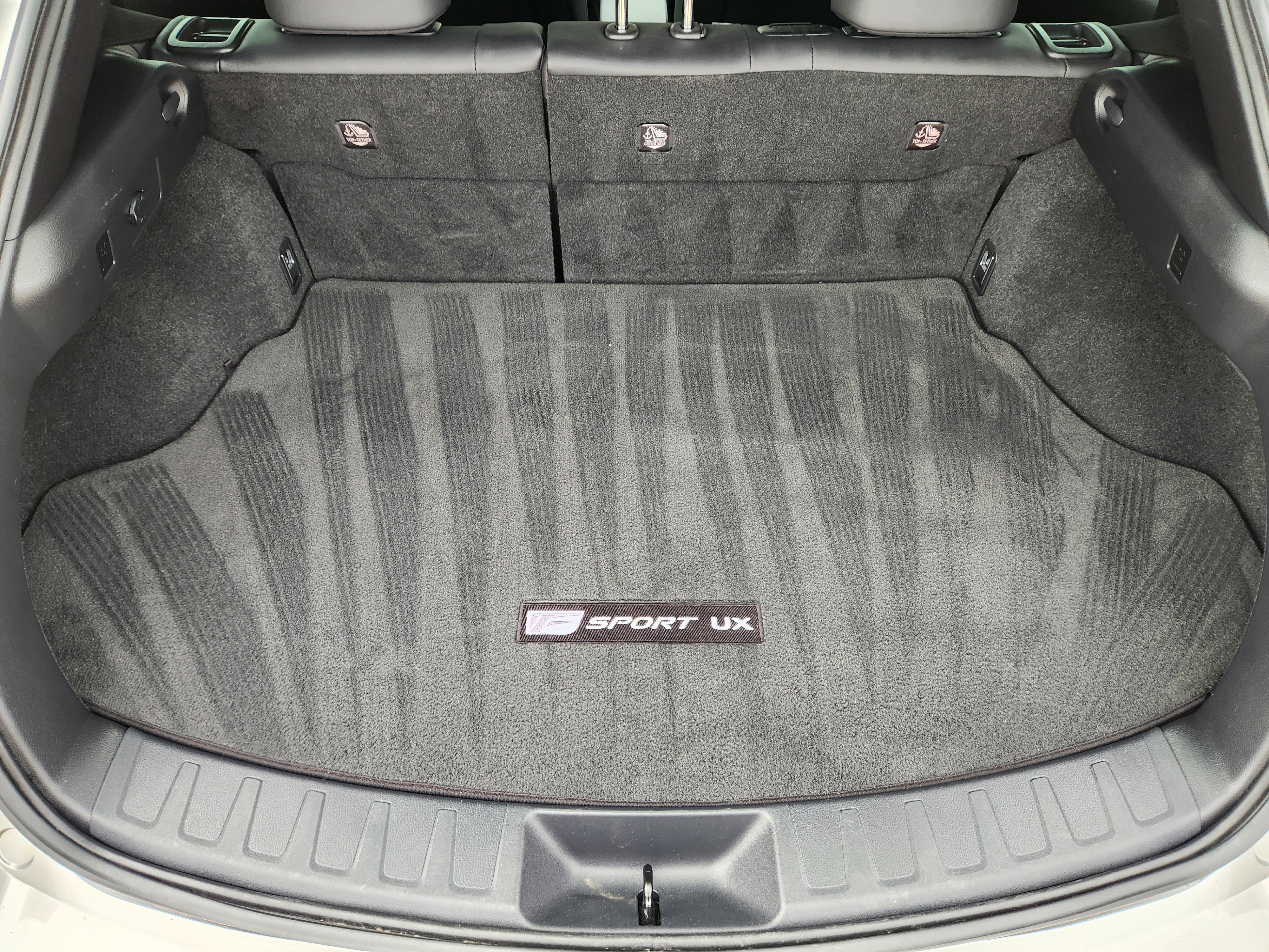 Used 2022 Lexus UX 250h F Sport w/ F Sport Premium Package image 41