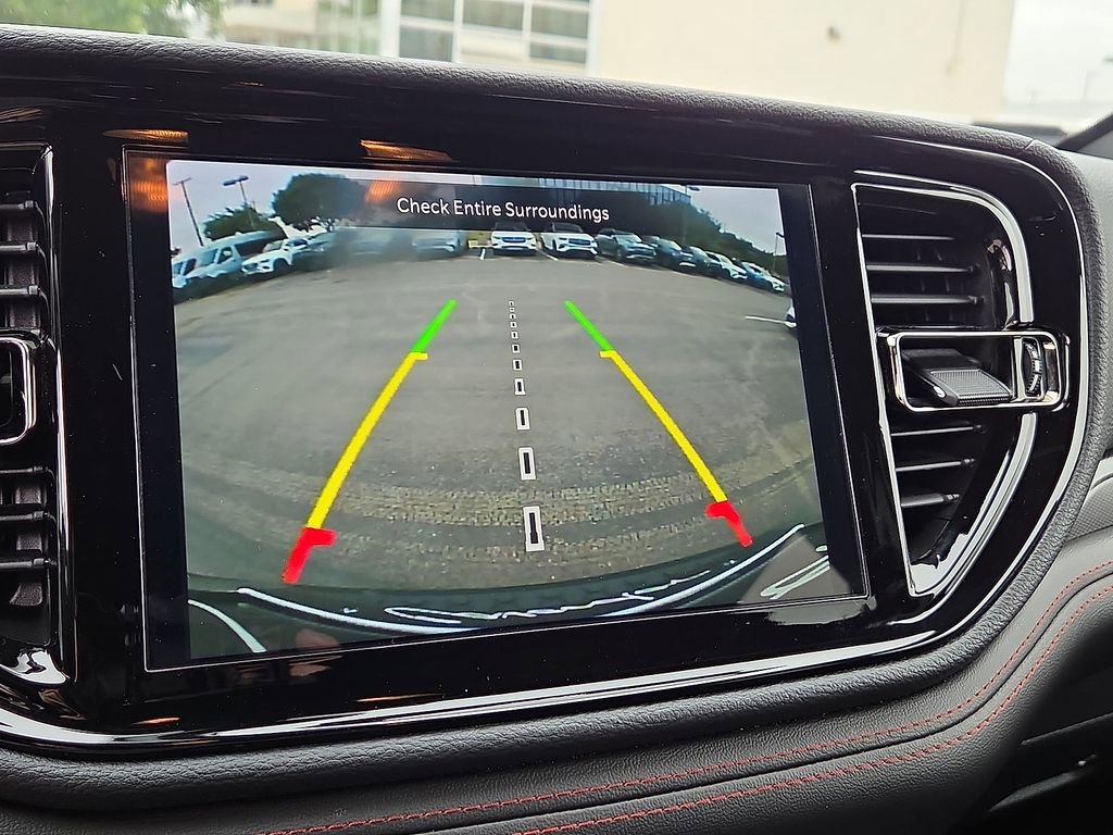 Used 2025 Dodge Durango GT AWD/4WD image 18