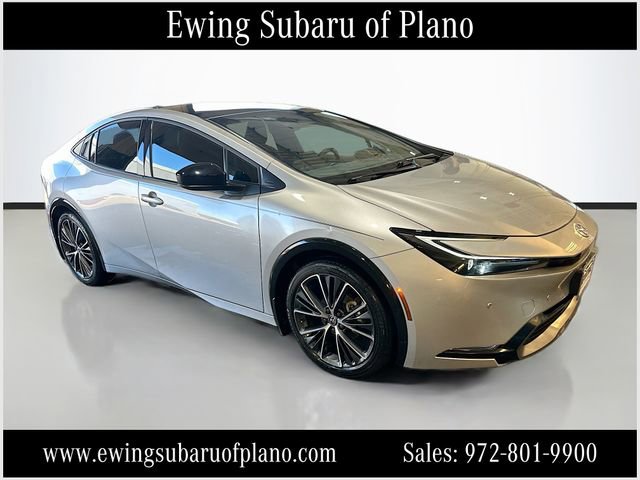 Used 2024 Toyota Prius XLE FWD image 1