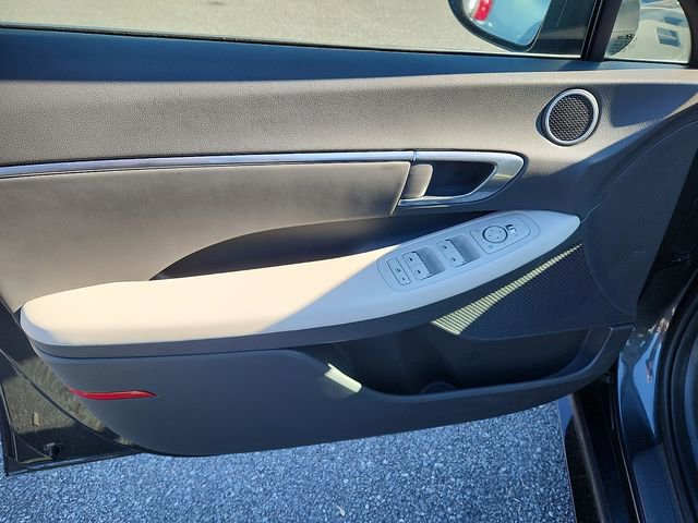 Used 2023 Hyundai Sonata SEL image 12