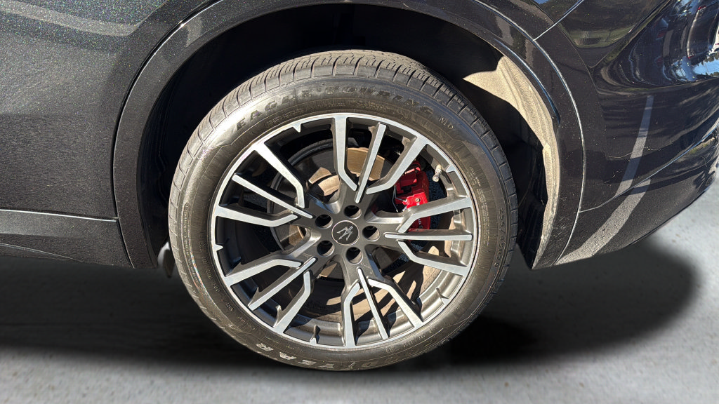 Used 2023 Maserati Grecale GT AWD/4WD image 15
