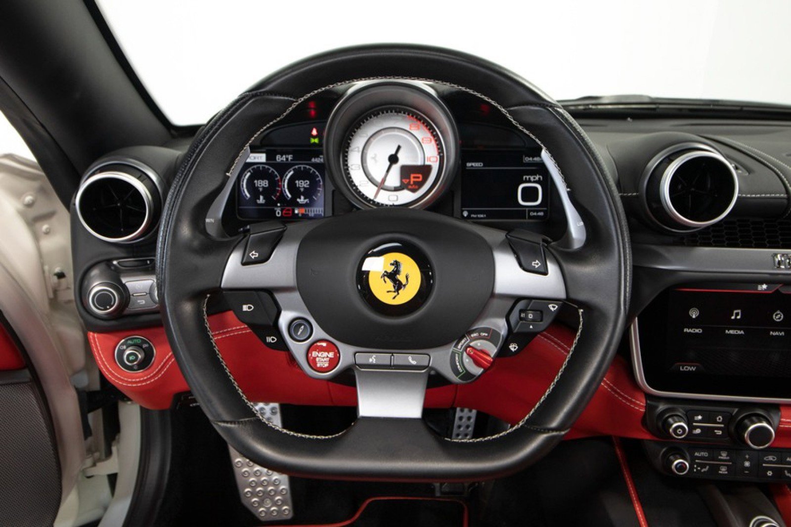 Used 2019 Ferrari Portofino image 25