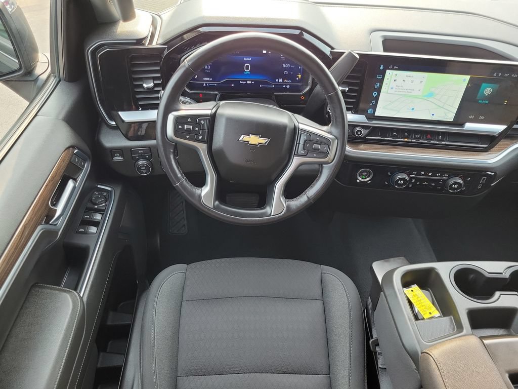 Used 2022 Chevrolet Silverado 1500 LT AWD/4WD image 13